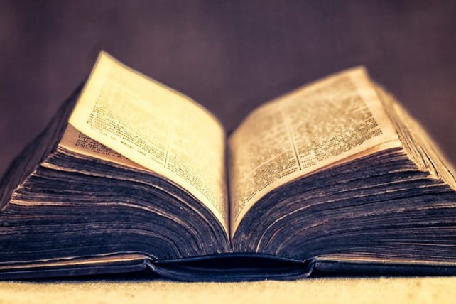 3 Myths of Expository Preaching