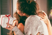 6 Simple Ways to Love Your Neighbors This Holiday Season