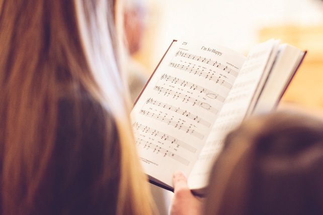 singing hymns