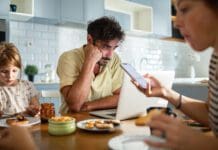 12 Habits That Lead to Divorce, and How to Avoid Them! habits that lead to divorce