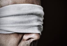 Familiarity Blindness