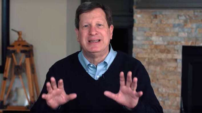 Ex-Atheist Lee Strobel Shares 4 Powerful Facts That Prove Jesus Resurrected  from the Dead