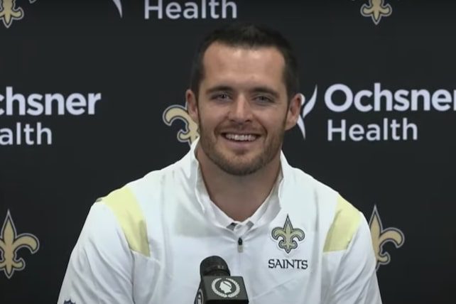 Raiders' Derek Carr growing as a preacher, quarterback