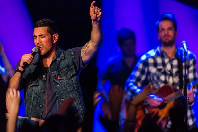 effective worship leader