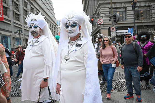 Los Angeles Dodgers remove gay 'nun' group from Pride Night