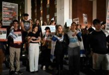 Jewish college students