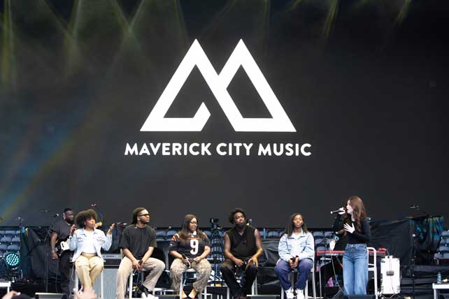 Maverick City Music