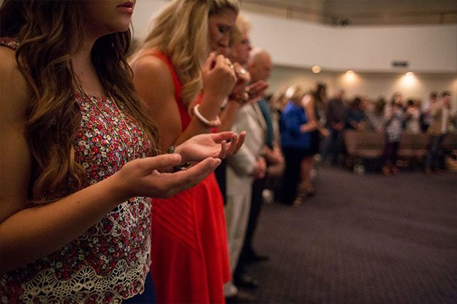 praise songs about God's faithfulness