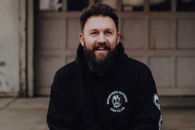 Kutless James Mead