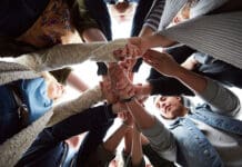 Impact Young Lives: 8 Signs of a Thriving Youth Ministry impact young lives