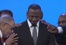 Jonathan Evans Officially Takes Lead Pastor Mantle From His Father, Dr. Tony Evans Jonathan Evans