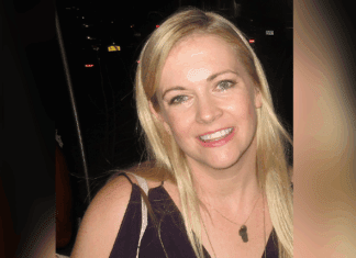 ‘A Shining Light for the Glory of God!’—Melissa Joan Hart ‘Bawling’ as Son Gets Baptized Melissa Joan Hart