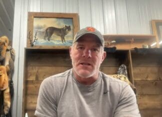 NFL Great Brett Favre Praises ‘The King of My Life, Jesus Christ’ brett favre