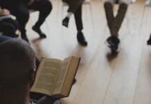 How to Lead a Small Group When No One Does the Reading small group discussion tips