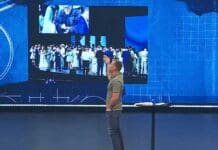 52 Couples Say ‘I Do’ During a Mass Wedding After Sermon at Texas Megachurch Mass Wedding Josh Howerton