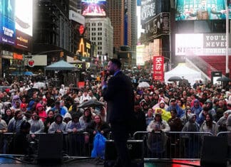 ‘Death Threats’—Pastor Mike Signorelli Wore a Bulletproof Vest During Easter Service in Times Square Mike Signorelli