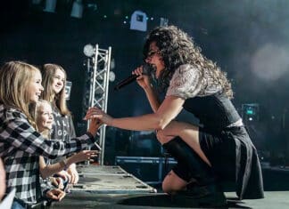 Christian Artist Magdalene Rose Calls Out Church Cancellations Over the Way She Looks, Sparks Debate Magdalene Rose