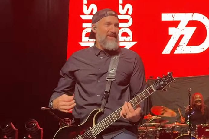 Sevendust Clint Lowery