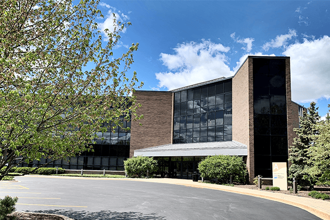 Willow Creek Community Church